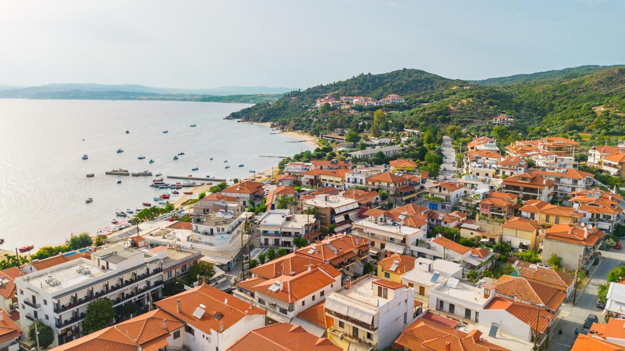 Athos Guest House Pansion Ouranoupoli Ngoại thất bức ảnh