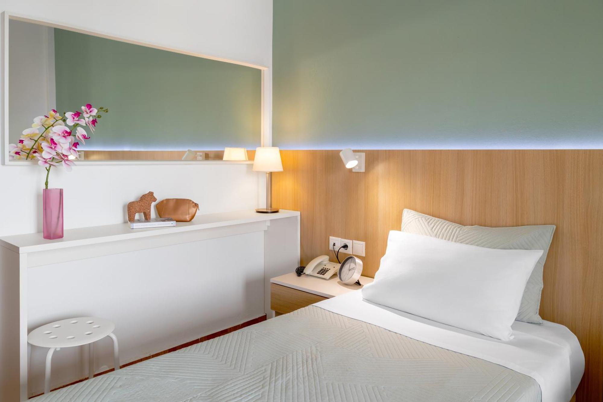 Athos Guest House Pansion Ouranoupoli Ngoại thất bức ảnh
