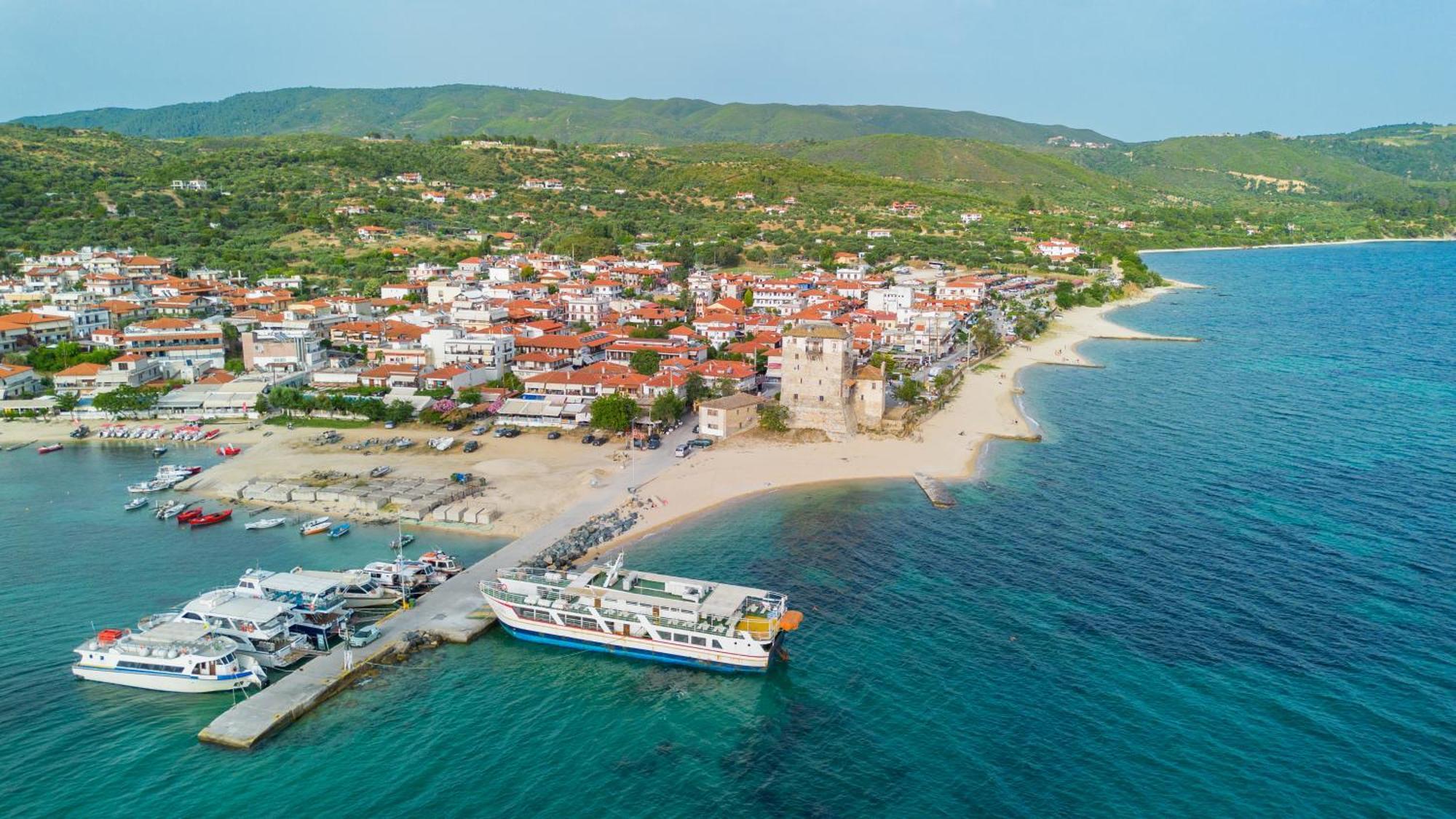 Athos Guest House Pansion Ouranoupoli Ngoại thất bức ảnh