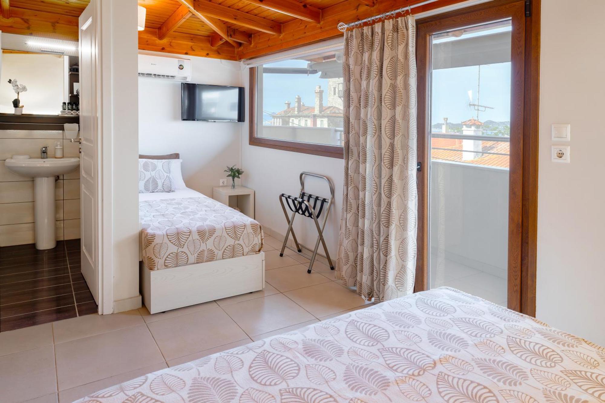 Athos Guest House Pansion Ouranoupoli Ngoại thất bức ảnh