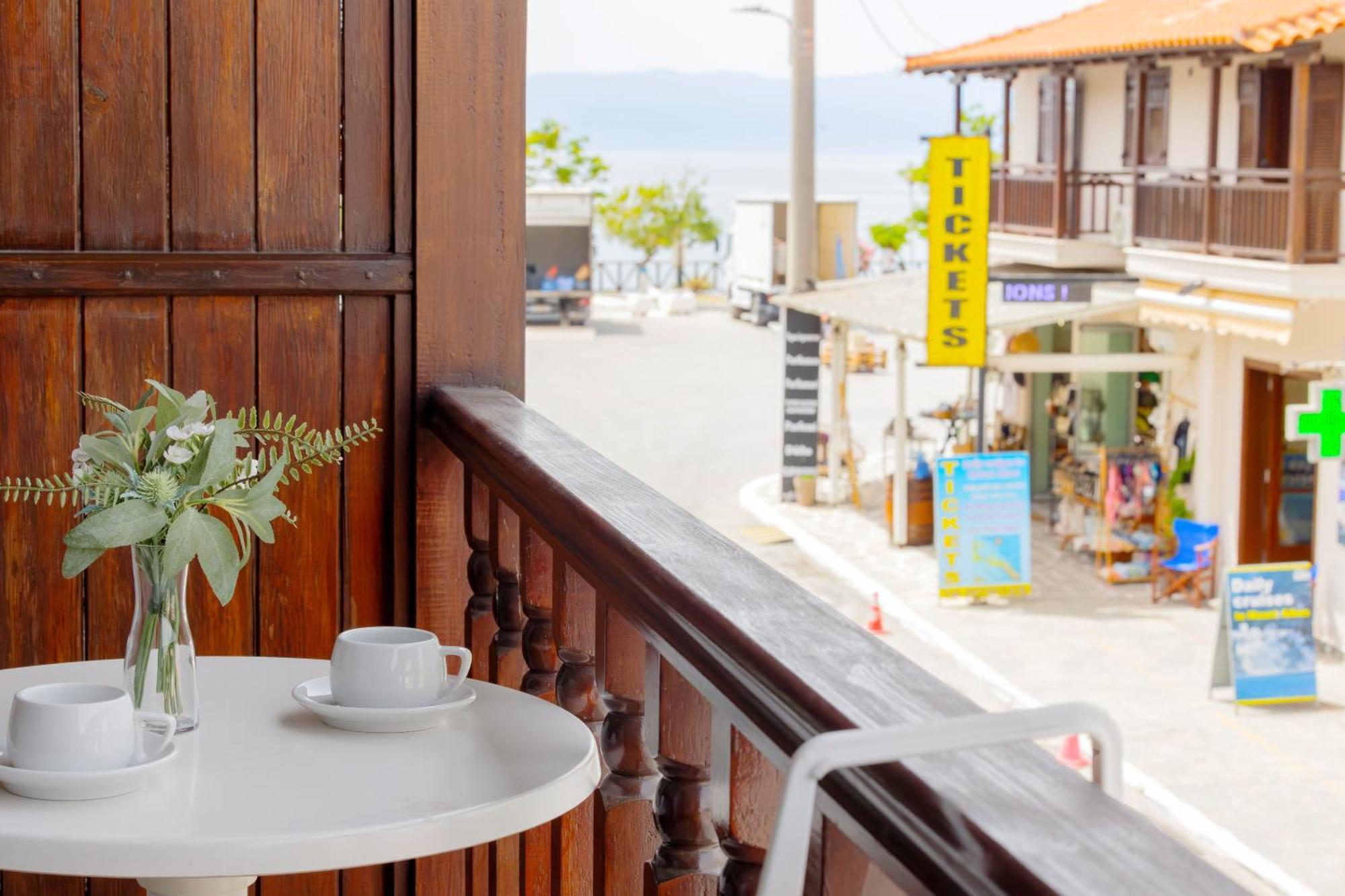 Athos Guest House Pansion Ouranoupoli Ngoại thất bức ảnh